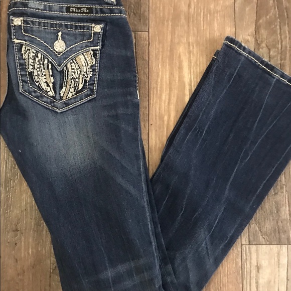 Miss Me jeans Buckle jeans women’s pants- like new - Picture 5 of 8